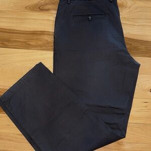 Dockers Men’s Straight Fit Dark Gray Dress Pants